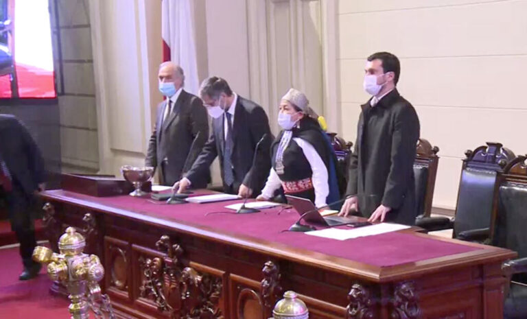 Convención Constitucional inició su primera sesión: Bassa se disculpó “por el bochorno” de los últimos días