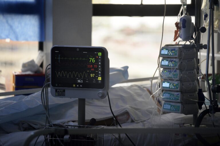 Gobernador de Antofagasta manifestó preocupación por “ola de cáncer” en la región