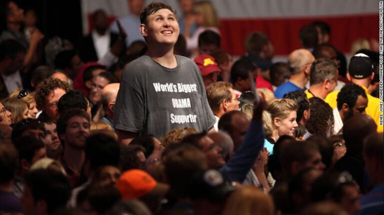 A los 38 años falleció Igor Vovkovinskiy, quien era 