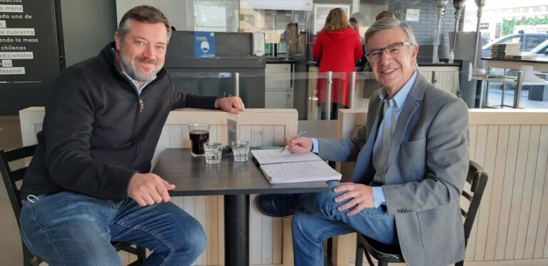 Sichel tuvo su primera reunión pública con Lavín tras ganar las primarias de Chile Vamos