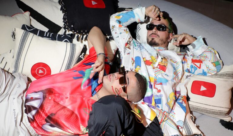 J Balvin dedicó emotivo mensaje a Bad Bunny en Time: 