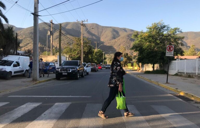 5 comunas avanzaron de fase: Revisa los cambios que entraron en vigencia este sábado