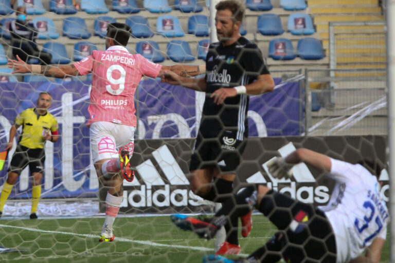 La UC lo dio vuelta y sigue soñando con el tetracampeonato: Venció 3-1 a O'Higgins