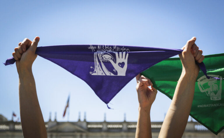 Convencionales feministas proponen garantizar el derecho a vida libre de violencia contra las mujeres