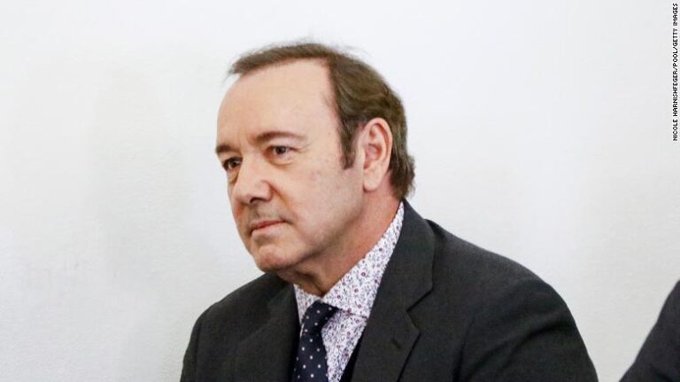 Ordenan a Kevin Spacey pagar casi US$ 31 millones a productora de 