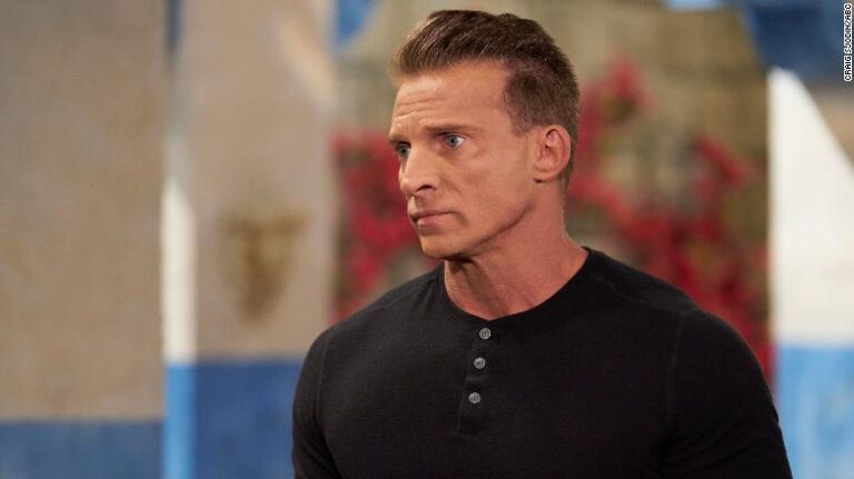 El actor Steve Burton fue despedido de la serie 