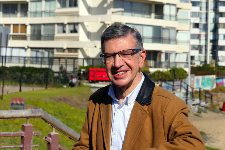 Joaquín Lavín tendría listo su regreso a Chile y asumiría como asesor del BID