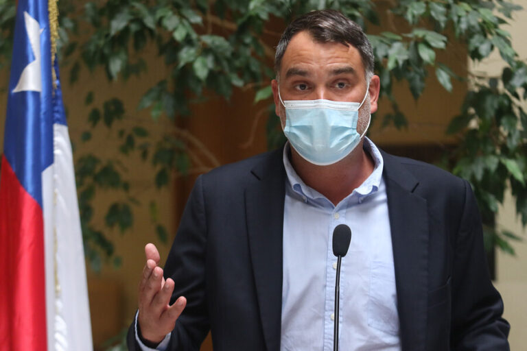 Javier Macaya no descarta articulación con el PDG y la DC: 