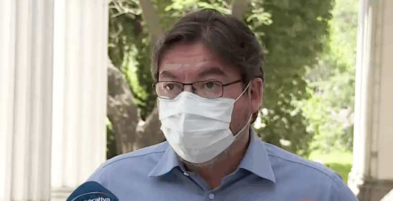 Barraza por iniciativa de Marinovic sobre extender plazos de la CC: 