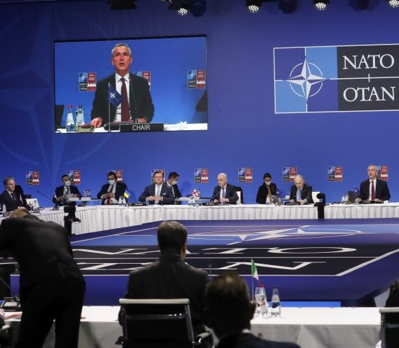 Qué es el artículo 5 de la OTAN y qué dice sobre la defensa colectiva de sus países miembros