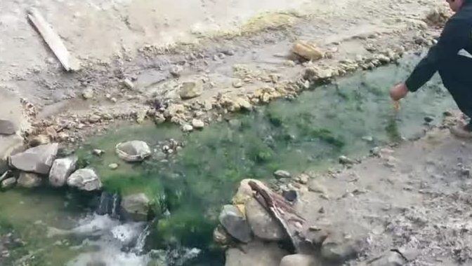 Bacterias extraen minerales desde aguas ácidas