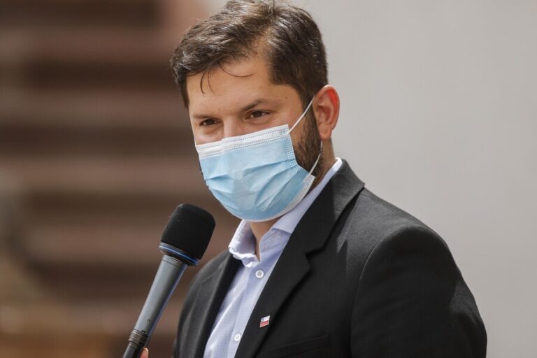 Boric condena invasión de Ucrania: 