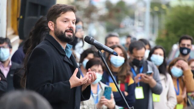 Abogado experto en DD.HH: Equipo de Gabriel Boric confirmó a Matías Meza-Lopehandía como jefe de gabinete