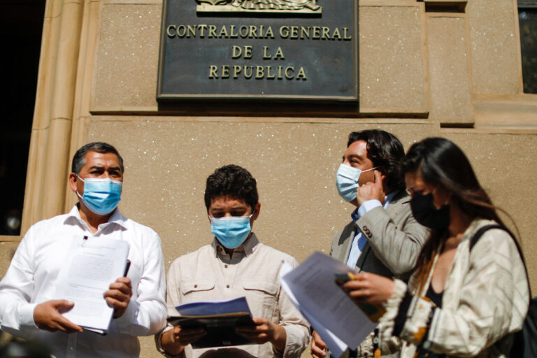 Diputados presentan recurso ante Contraloría por licitación del litio tras adjudicación de dos empresas