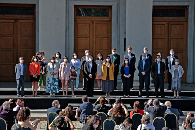 Equipo de Boric anunció que el 1 de febrero se conocerá el listado de subsecretarios y subsecretarias