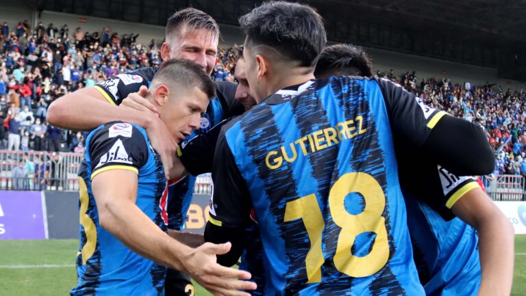 Con polémica incluida: Huachipato derrotó a Deportes Copiapó y sigue en Primera