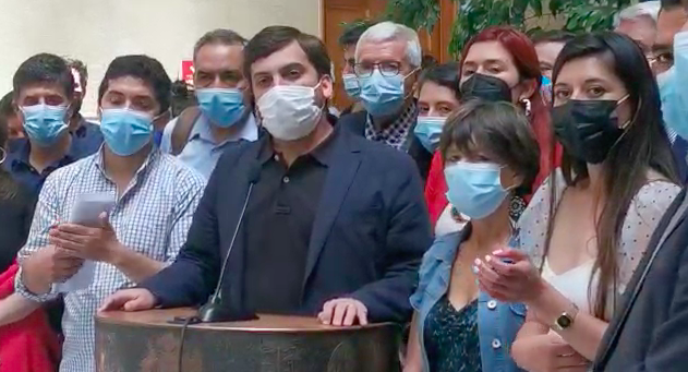 Licitación Litio: Diputados dejaron sesión especial en desagravio por la tardanza del ministro de Energía