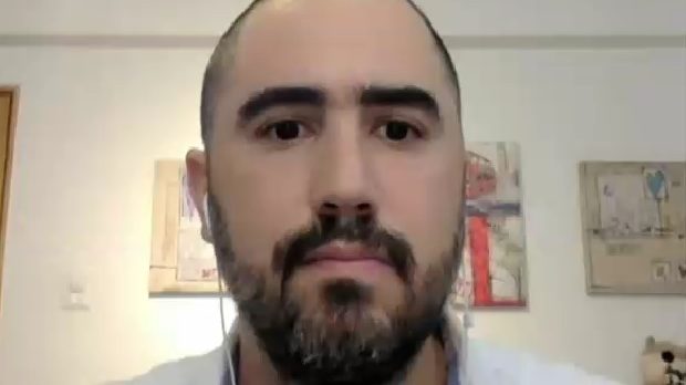 Infectólogo del Hospital Barros Luco y el alza de casos: “Se está tirando la toalla con la gran cantidad de contagios”