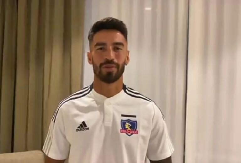 Colo Colo anunció la llegada del delantero argentino Juan Martín Lucero
