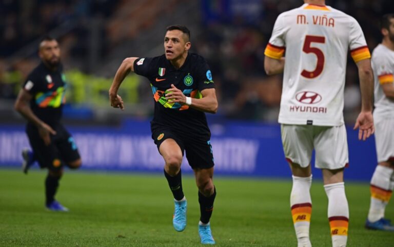 Una maravilla de gol: Alexis anotó en la victoria del Inter y selló su pasó a las semifinales de la Copa Italia