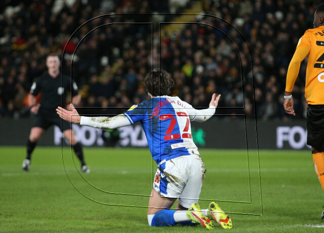 Blackburn Rovers no pudo ante el Nottingham Forest en duelo que contó con Brereton como titular