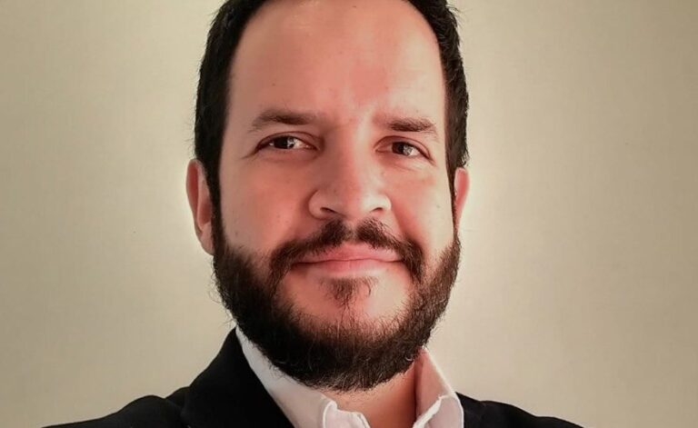 Gabriel Boric nombra a Felipe Melo como próximo director del Servicio Civil