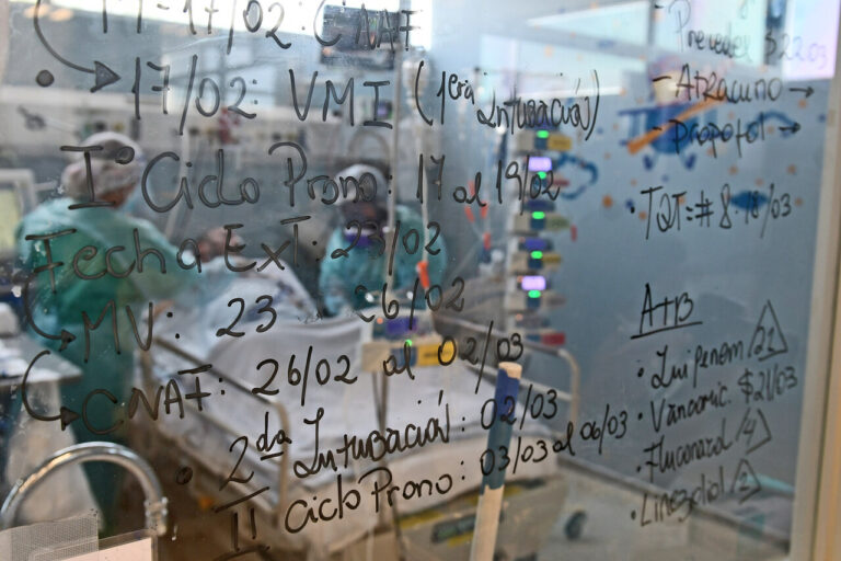 La cifra más alta del año: Chile registró 272 muertes por COVID-19 en las últimas 24 horas