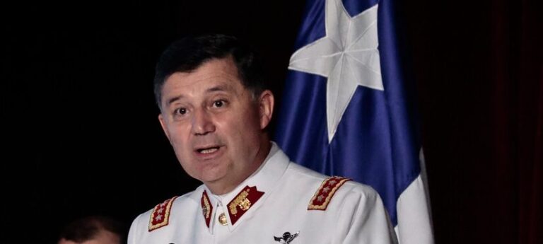 Caso Fraude en el Ejército: Ex comandante Martínez no se presentó a declarar como inculpado