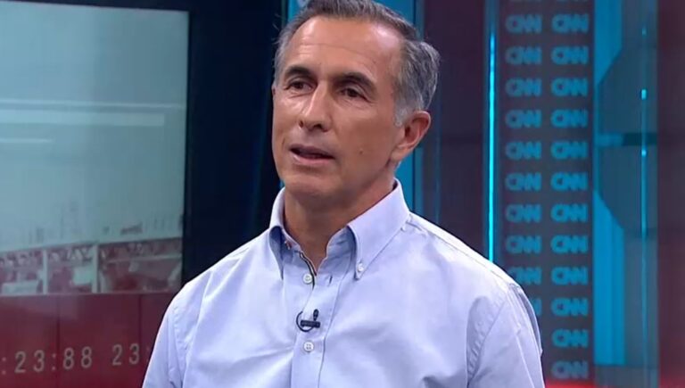 Ex escolta de Bachelet detalló la historia de la seguridad presidencial y los elementos clave de esta