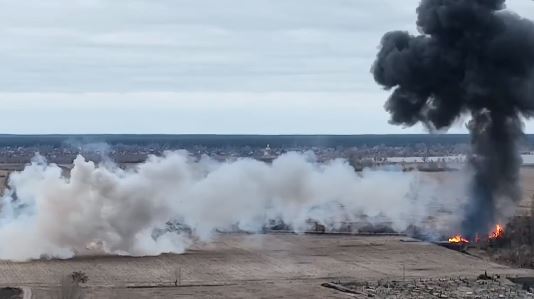 [VIDEO] Ucrania divulga registro audiovisual donde derriban un helicóptero ruso