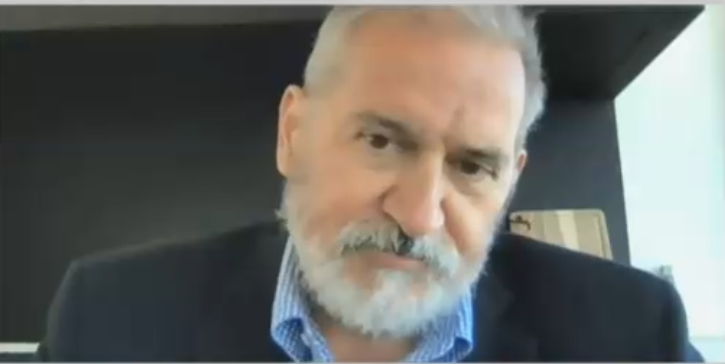 Economista de la U. de Chile: 