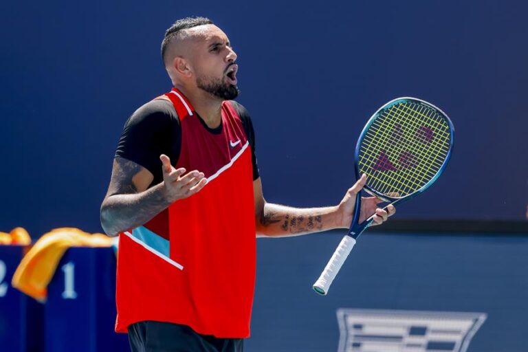 Kyrgios es multado con US$ 35 mil por conducta antideportiva en Miami