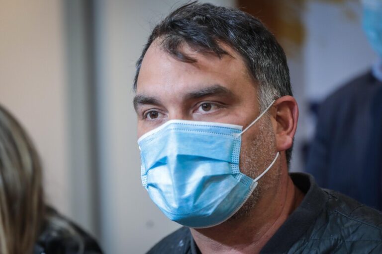 Macaya y renuncia de Vega: 