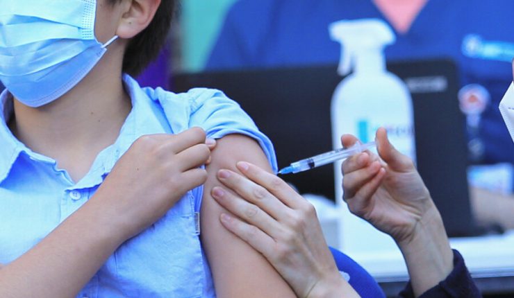 Segura y eficaz: ISP autoriza el uso de la vacuna Moderna en niños entre 6 y 11 años