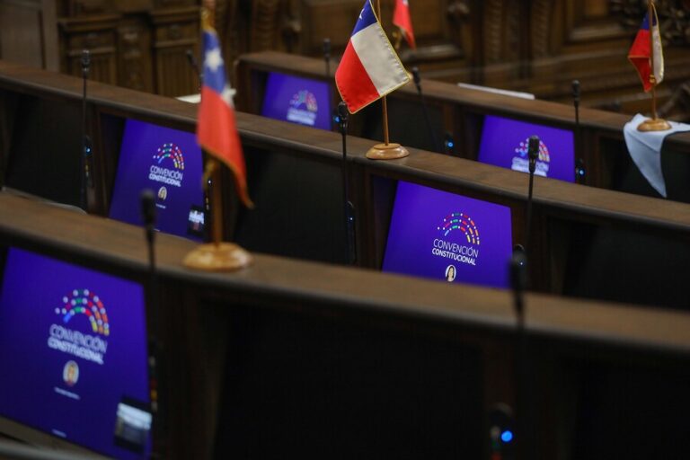 Columna de Guillermo Pérez: ¿El proceso en la cornisa?