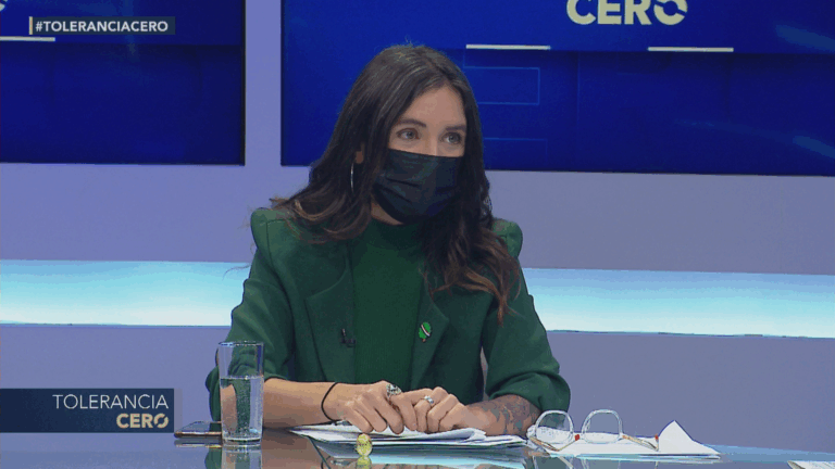 Ministra Vallejo por el quinto retiro: 