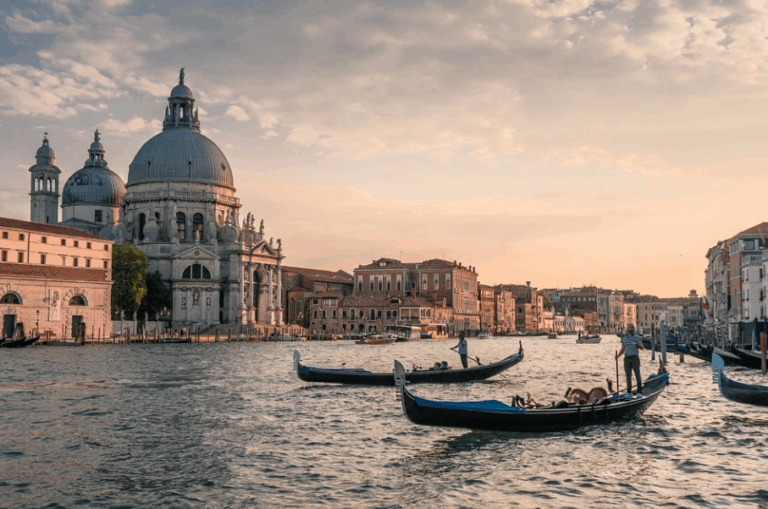 Para enfrentar el turismo excesivo: Venecia cobrará entrada de hasta 10 euros a partir de 2023