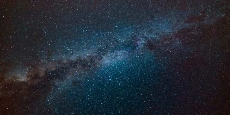 Desde Chile, científicos internacionales detectan la galaxia más lejana de la historia