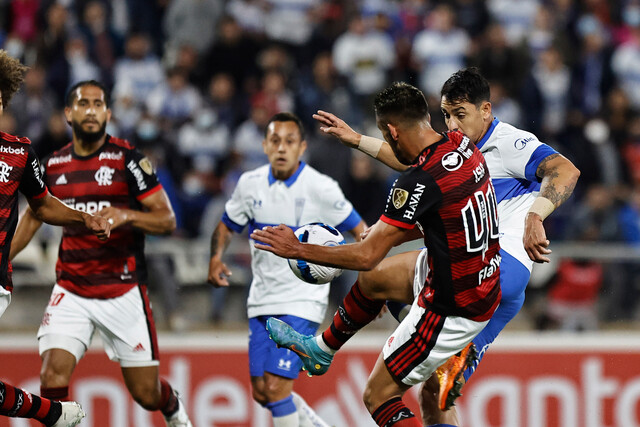 Universidad Católica perdió ante Flamengo y cayó al tercer lugar de su grupo en la Libertadores