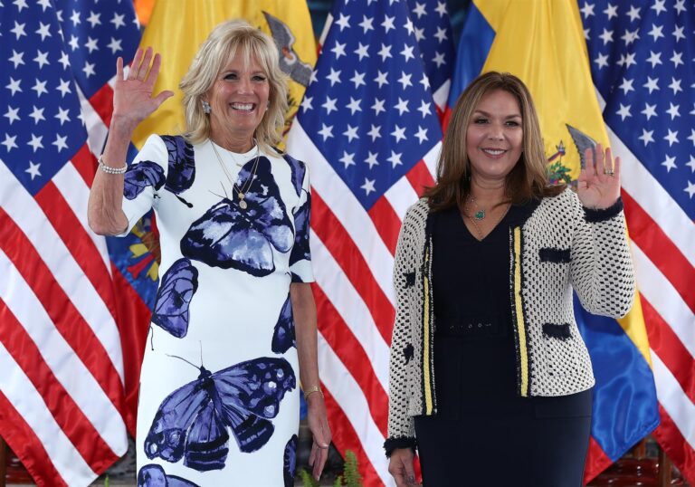 Previo a la Cumbre de las Américas: Jill Biden inicia en Ecuador su gira por Latinoamérica