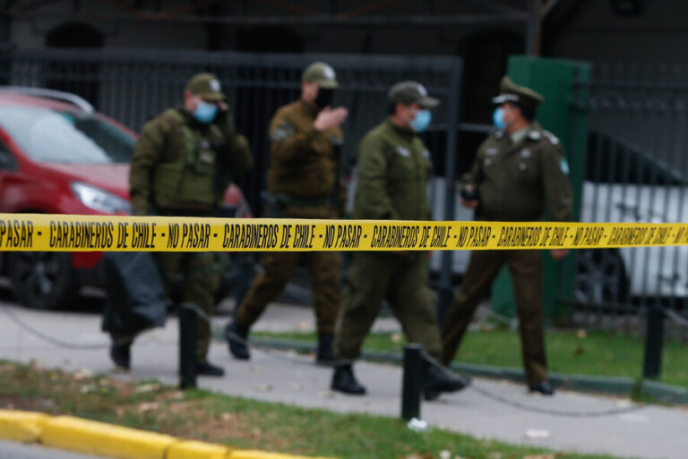 Artefacto explosivo detonó en las afueras de recinto de Gendarmería