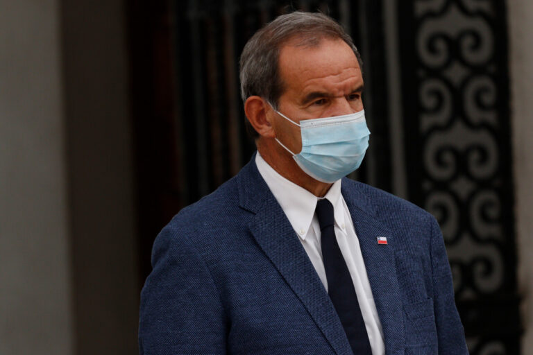 Cámara de Diputadas y Diputados desecha acusación constitucional contra Allamand