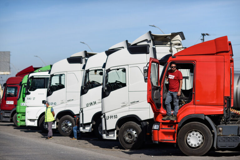 Confederación Nacional de Dueños de Camiones pide participar en la discusión legislativa del Estado Intermedio