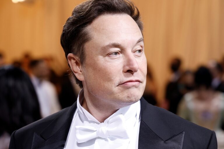 Elon Musk despidió a casi la mitad de los trabajadores de Twitter