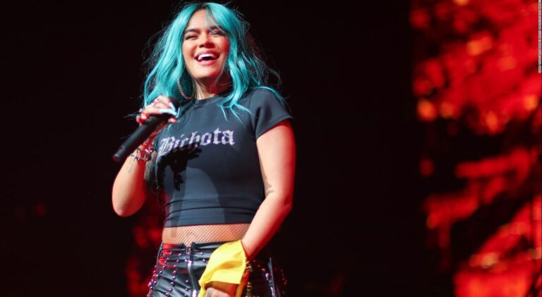 Karol G fue agredida luego de haber dado un concierto gratuito en Colombia
