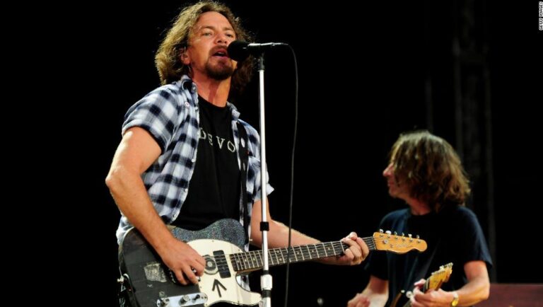 Filtran posible concierto de Pearl Jam en Chile para 2023