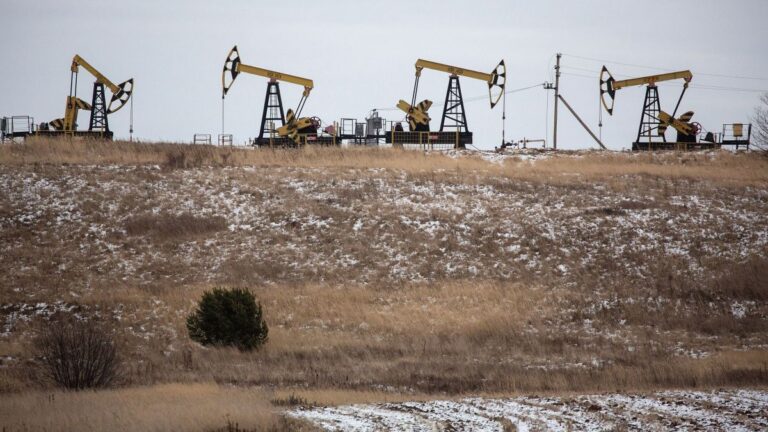 Los líderes UE concedieron a Hungría excepciones en el veto al petróleo de Rusia