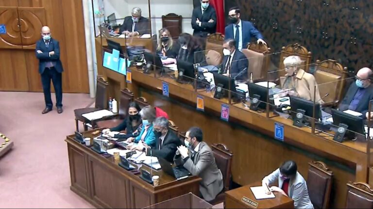 Senado aprueba en segundo trámite proyecto que reajusta sueldo mínimo y otros beneficios sociales