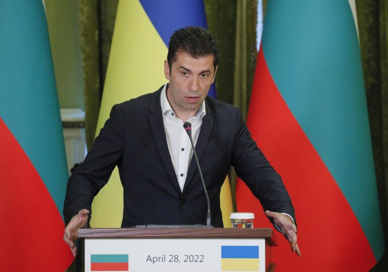 Tras corte del suministro: Primer ministro búlgaro busca en EE.UU. alternativas al gas ruso