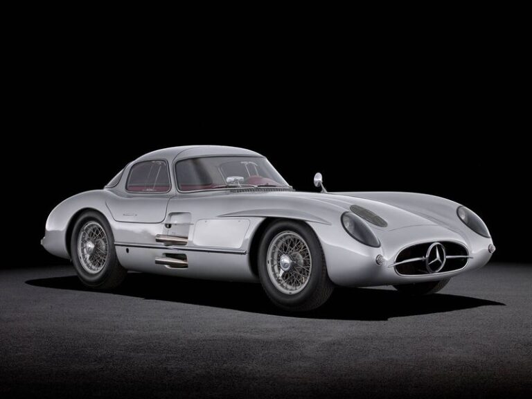 Un 300 SLR Coupe de 1955: Mercedes vendió el auto más caro del mundo por $142 millones